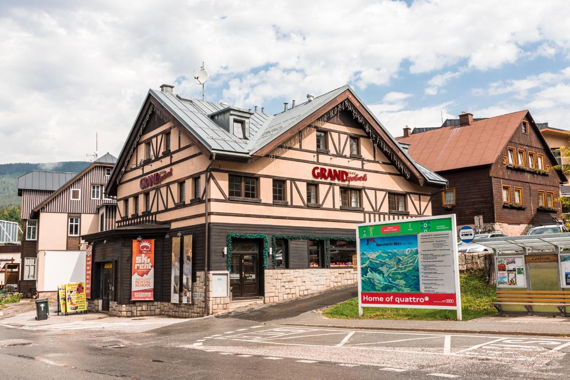 Grand Apartments Špindlerŭv Mlýn Esterno foto